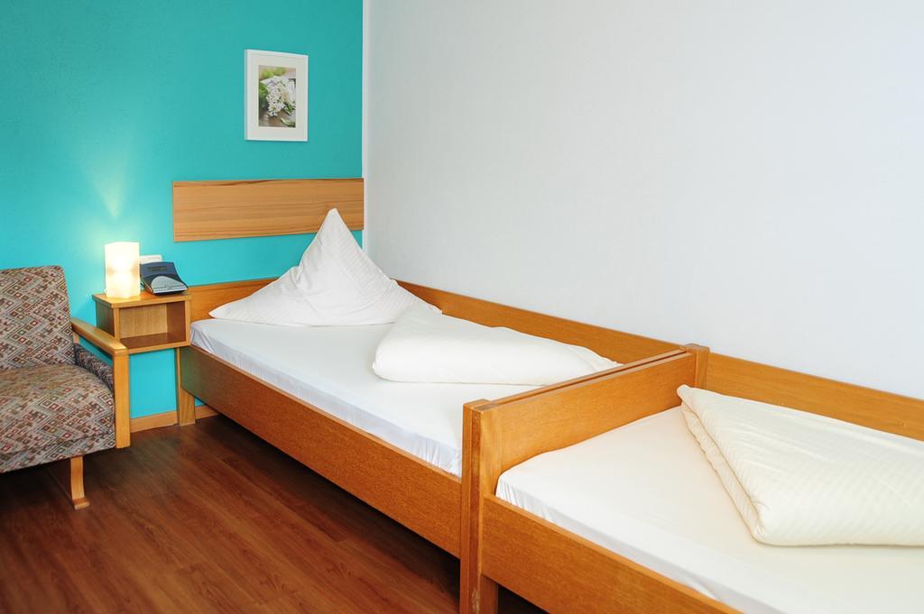 Hotel Loewenhof à Krumbach Chambre photo