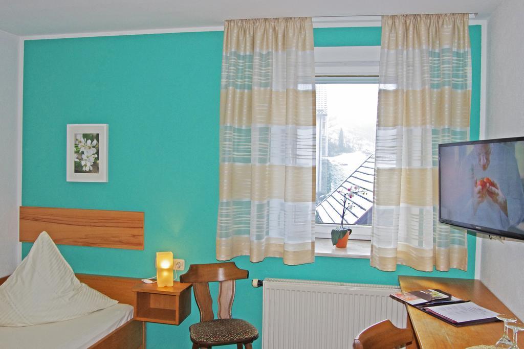 Hotel Loewenhof à Krumbach Chambre photo
